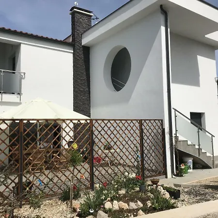 Lesjak Apartment