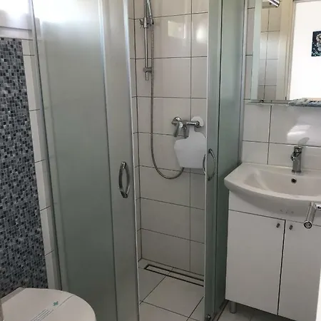 Lesjak Punat